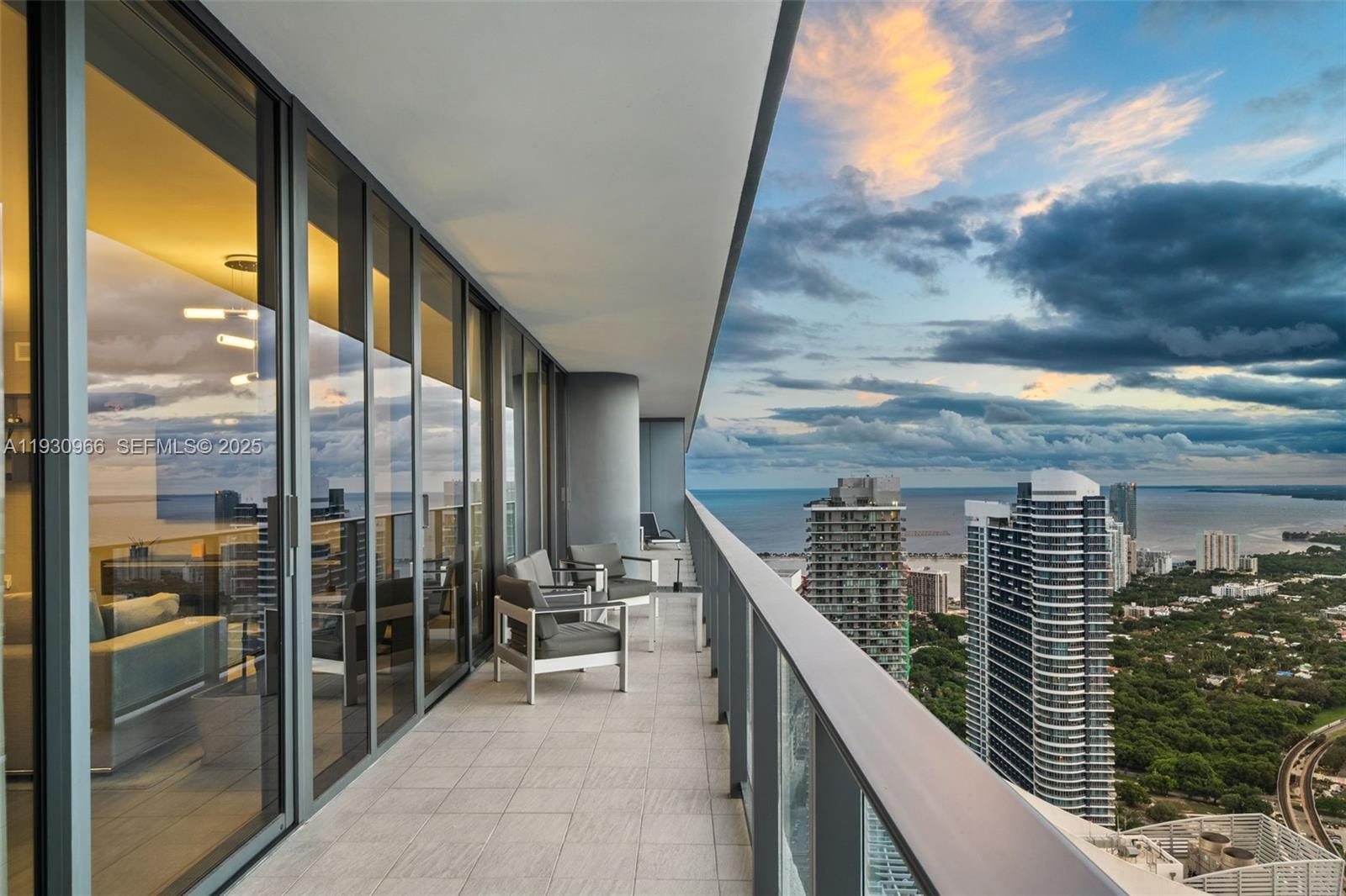 1000 Brickell Plaza PH5904, Miami, FL 33131 photo 6