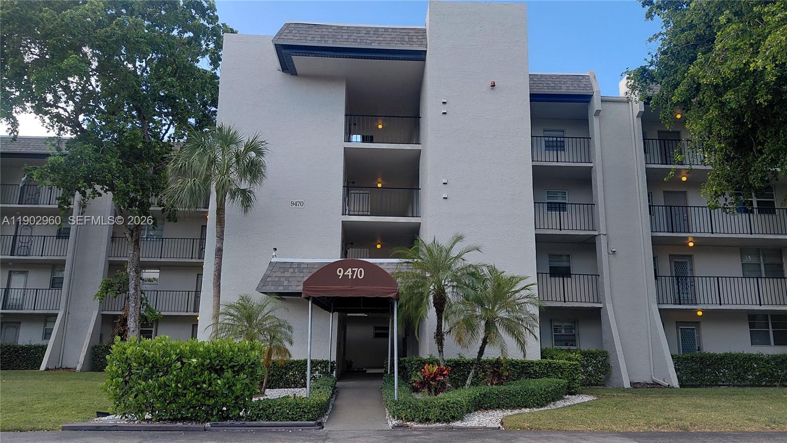 9470 Poinciana Place 202, Davie, FL 33324, Davie