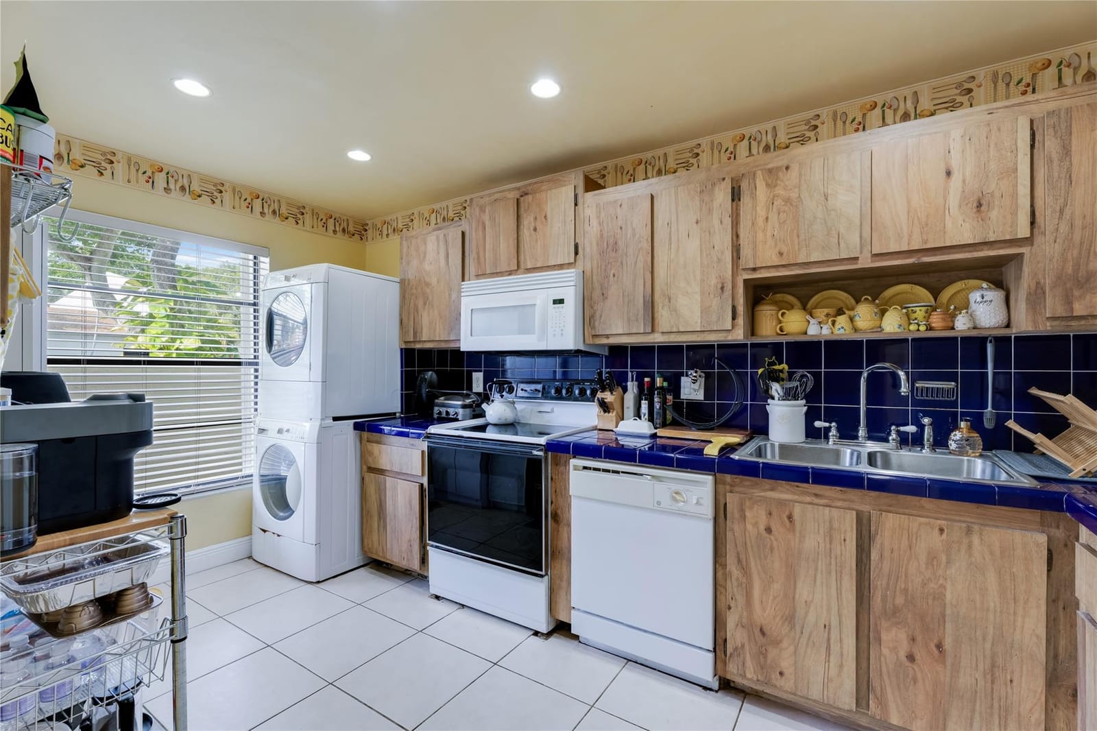 1225 NW 98th Terrace 144, Pembroke Pines, FL 33024 photo 13