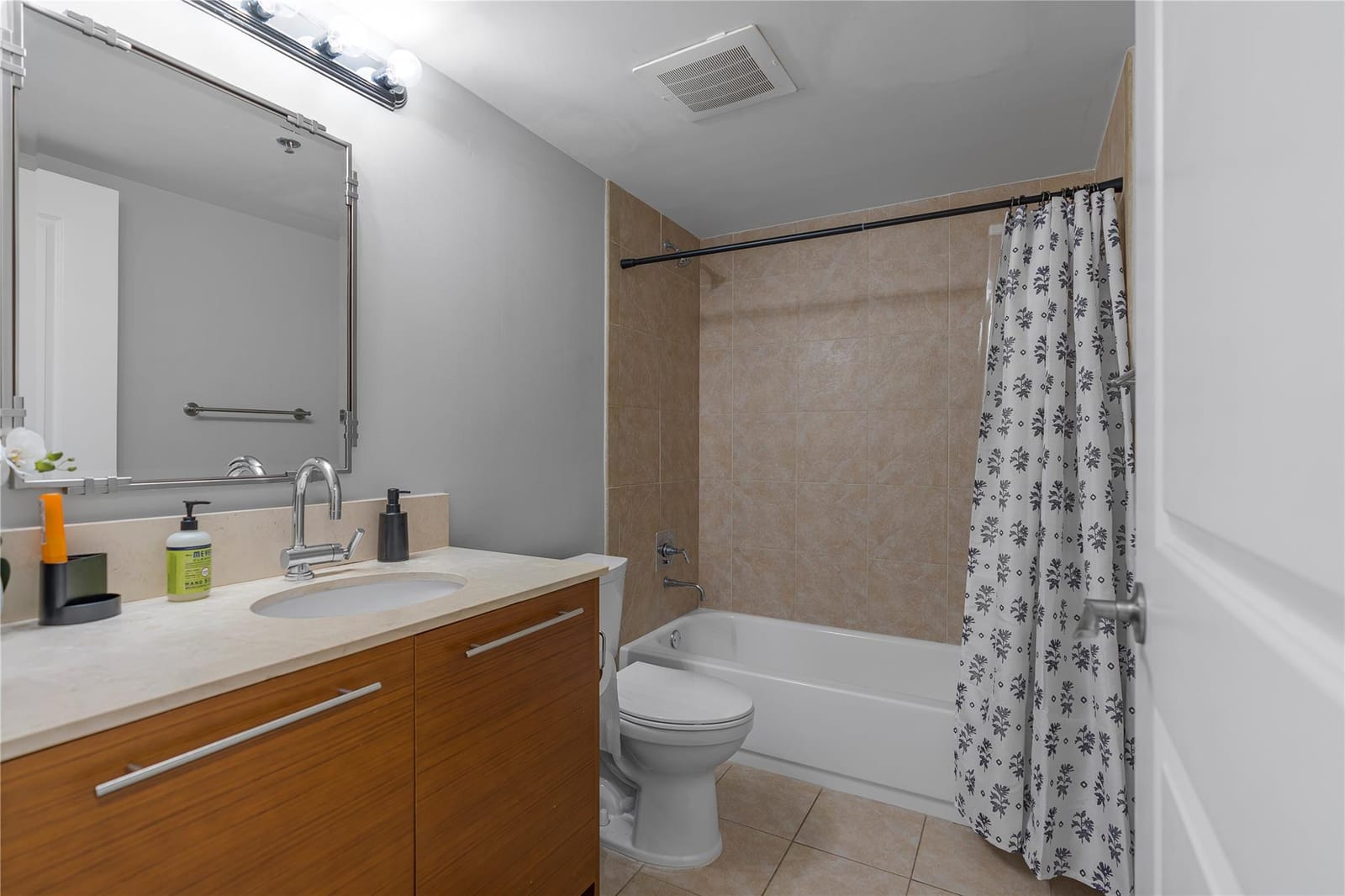 2641 N Flamingo Road 901N, Sunrise, FL 33323 photo 16