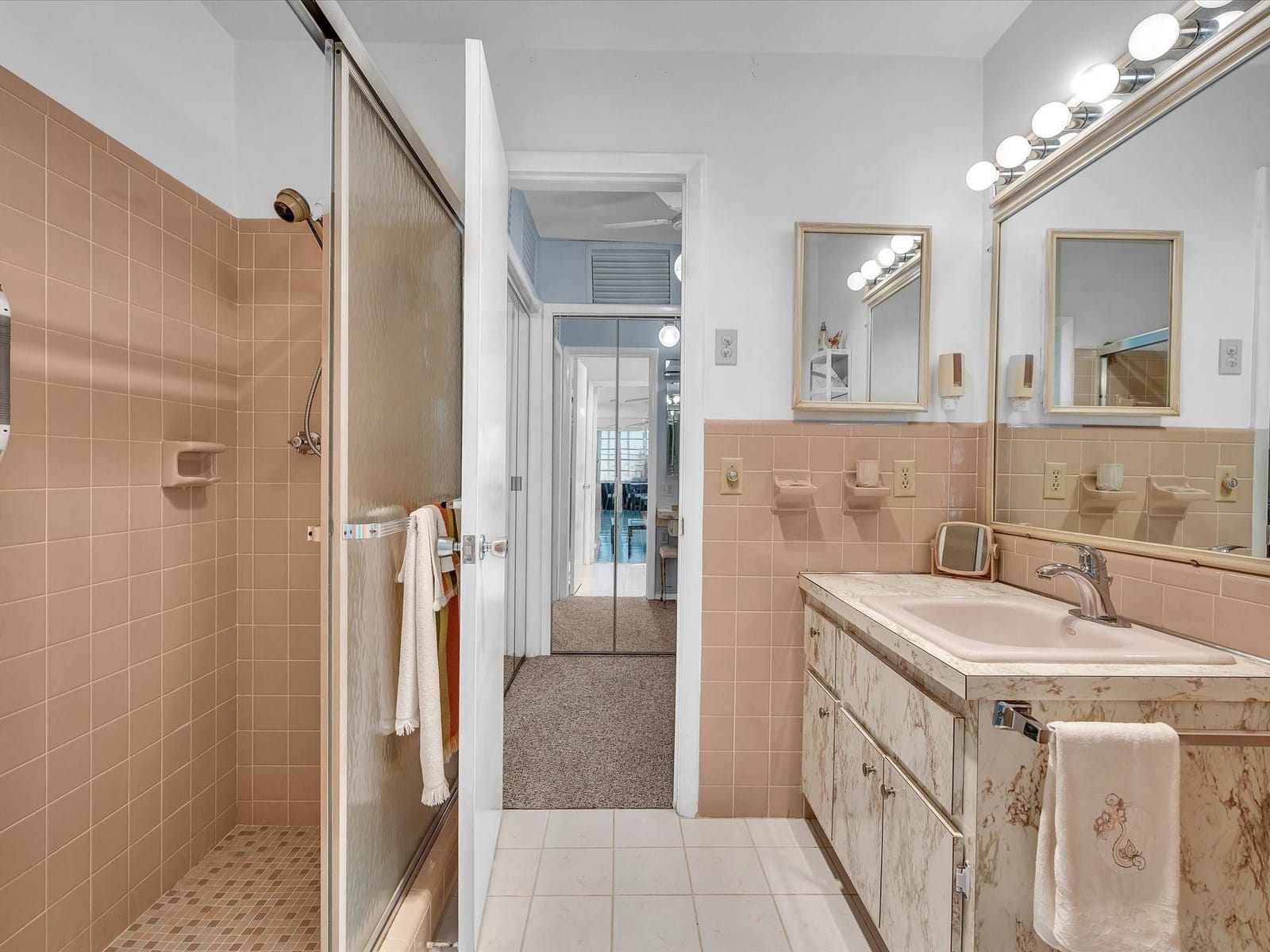 407 S Highland Drive, Hollywood, FL 33021 photo 14