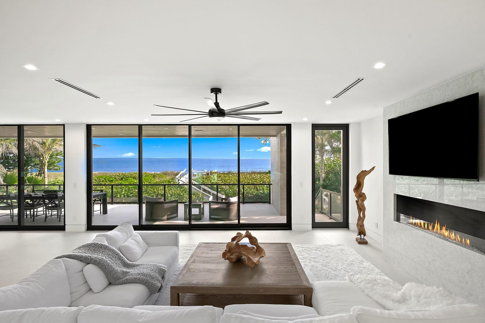 75 N Beach Road, Jupiter Island, FL 33455 photo 16