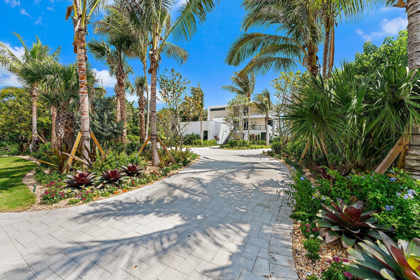 75 N Beach Road, Jupiter Island, FL 33455 photo 4