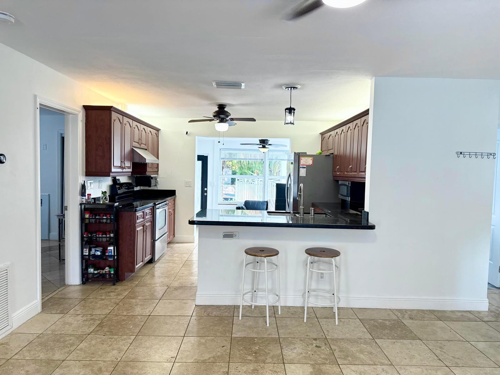 4540 SW 28th Terrace — photo 7