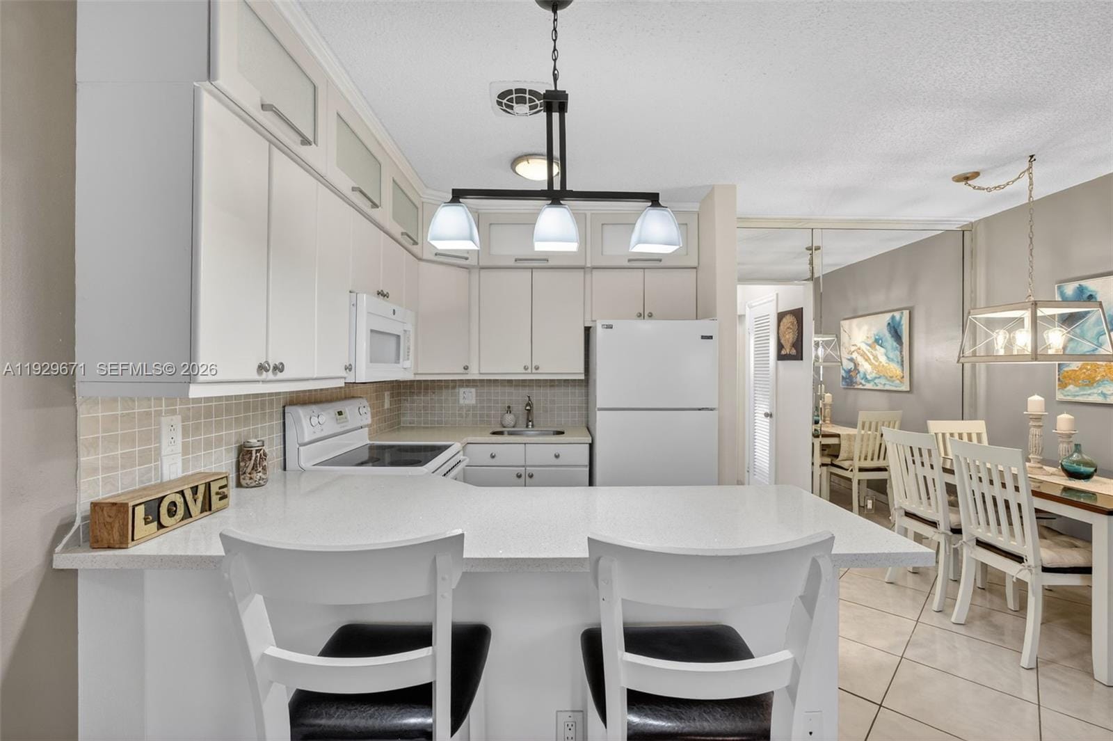 800 SW 10th Terrace 4T — photo 8