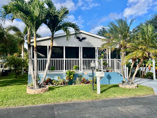 4541 NW 69th St I-08, sold in Deerfield Lake, Coconut Creek, FL