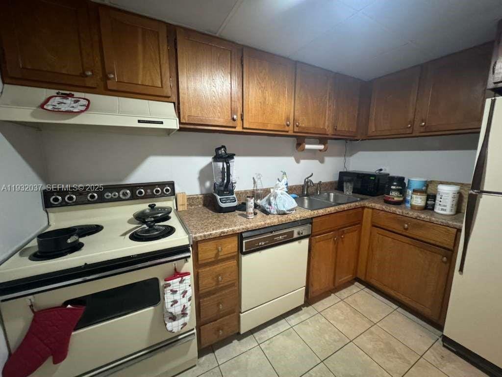 3670 Inverrary Drive 3S, Lauderhill, FL 33319 photo 14