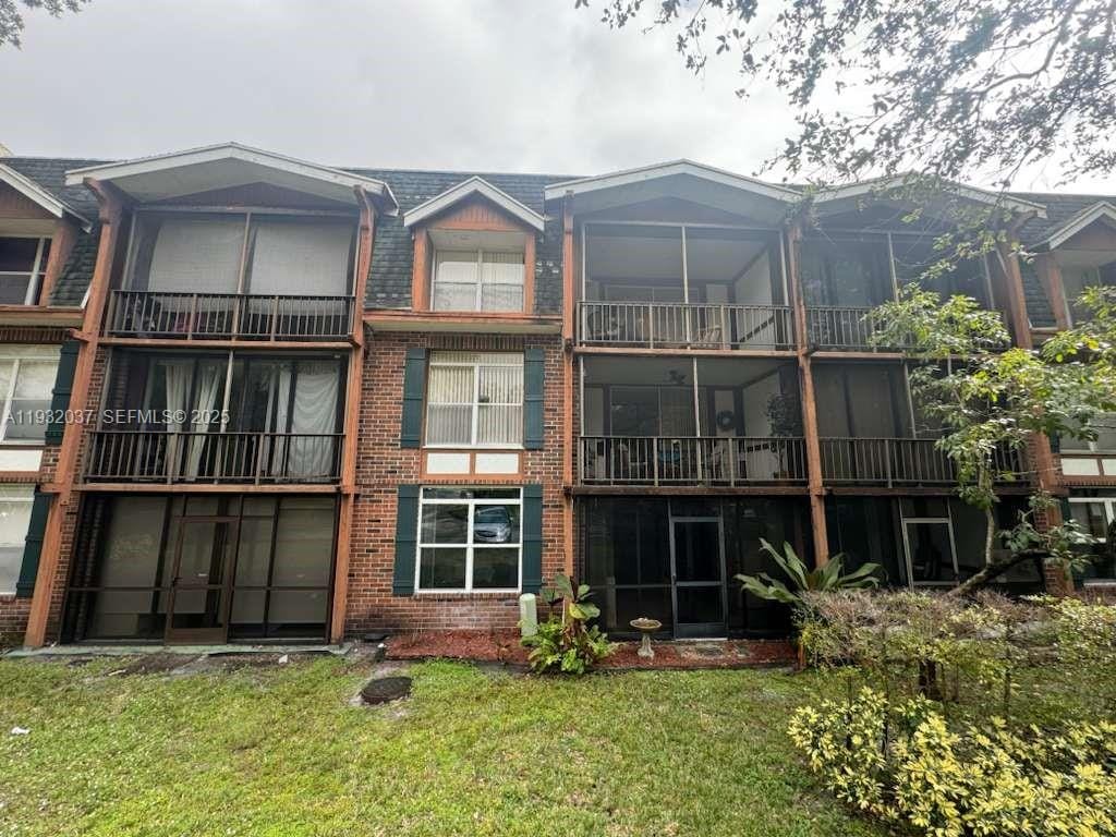 3670 Inverrary Drive 3S, Lauderhill, FL 33319 photo 3