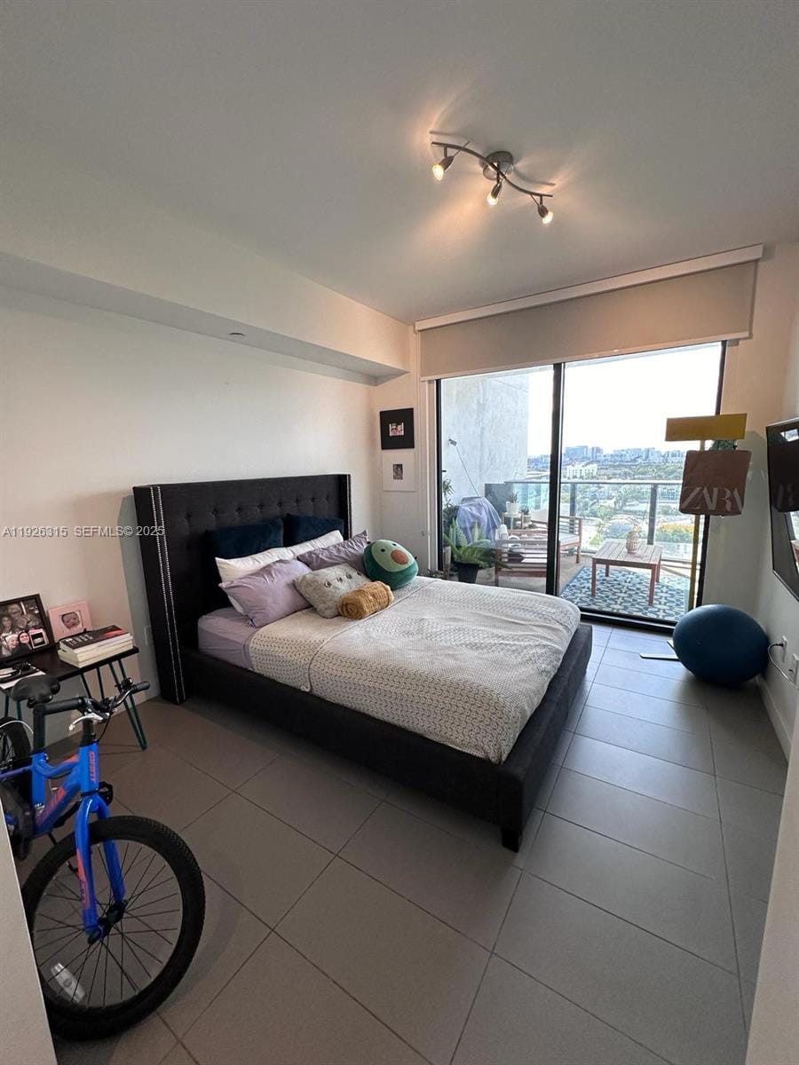 1600 NE 1st Avenue 1011, Miami, FL 33132 photo 16