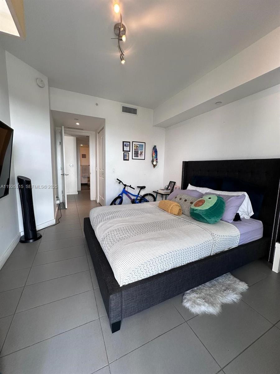 1600 NE 1st Avenue 1011, Miami, FL 33132 photo 17