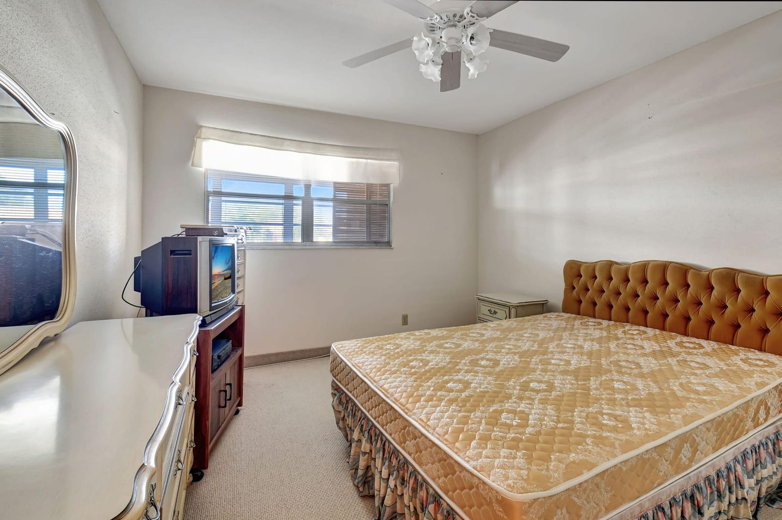 325 Saxony G, Delray Beach, FL 33446 photo 21