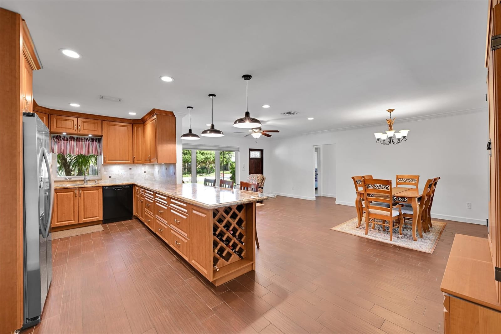 4401 NE 18th Avenue, Oakland Park, FL 33334 photo 16