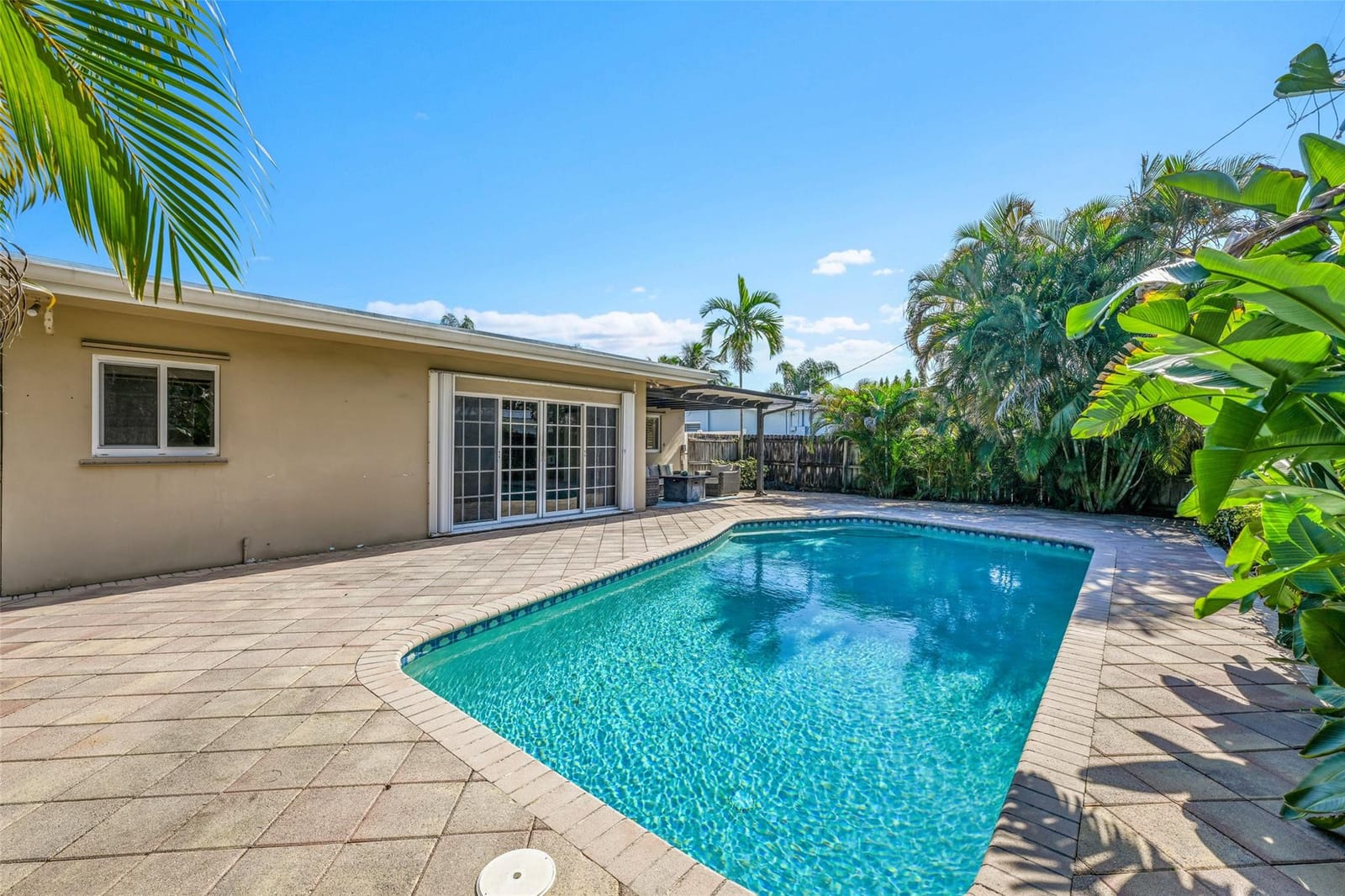 4401 NE 18th Avenue, Oakland Park, FL 33334 photo 4