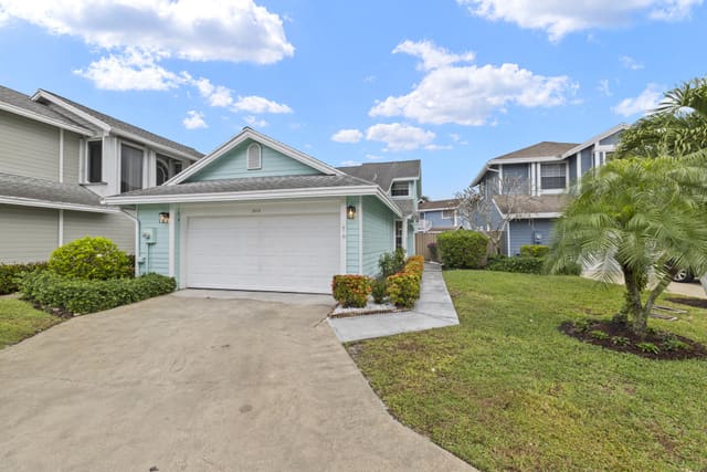 5115 Coronado Ridge, sold in Fairfield, Boca Raton, FL
