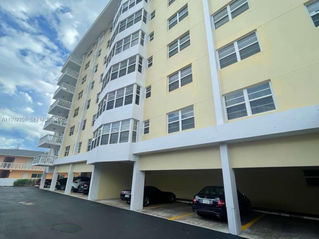 2500 NE 48th Lane 301, Fort Lauderdale, FL 33308, Fort Lauderdale