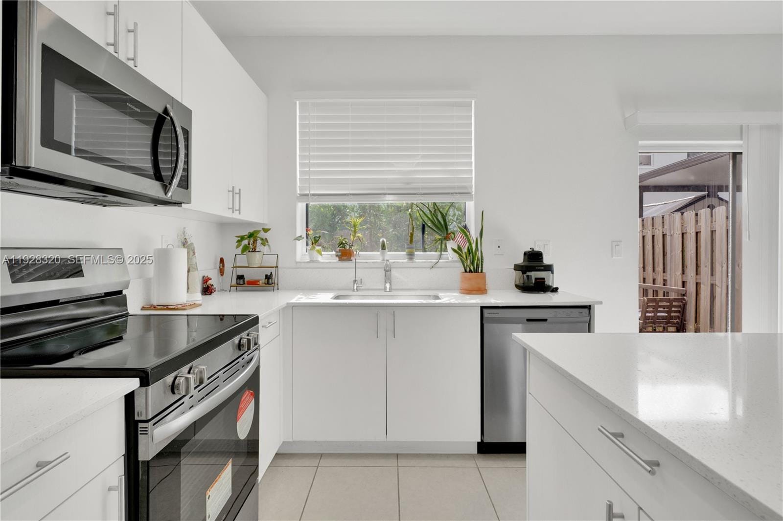 16266 SW 291st Street — photo 4