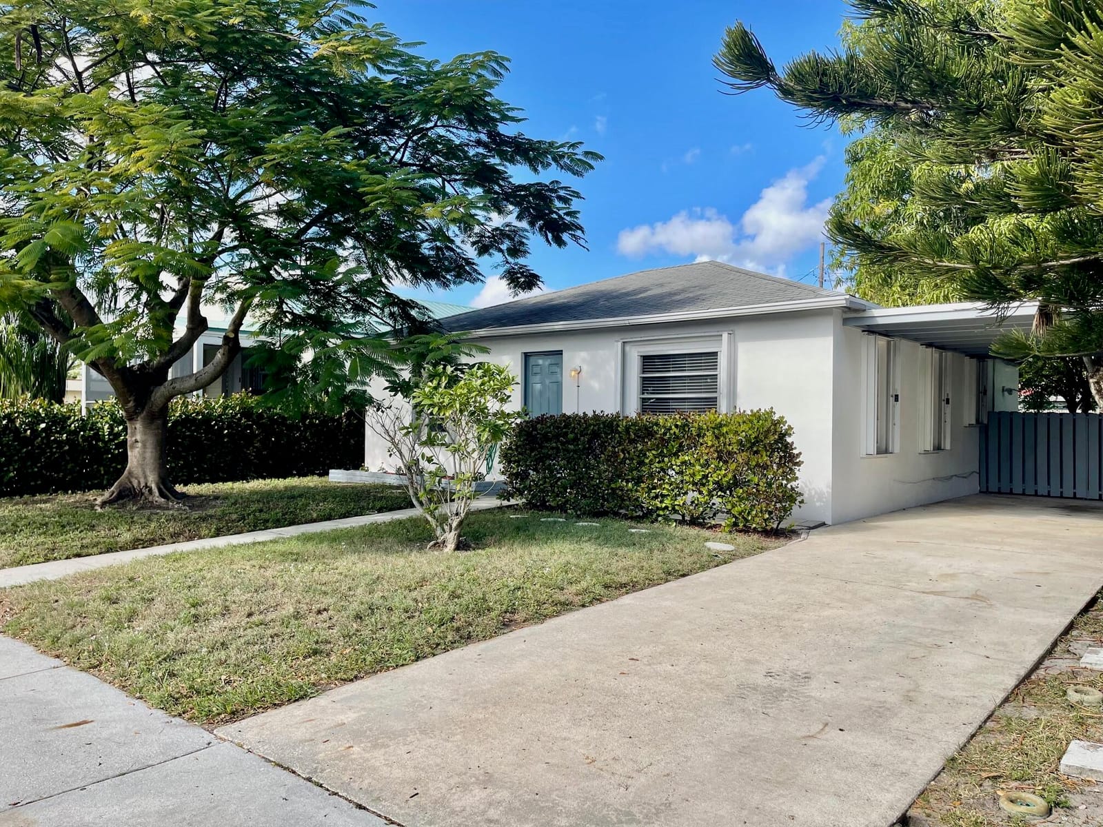 526 Worthmore Drive — photo 2