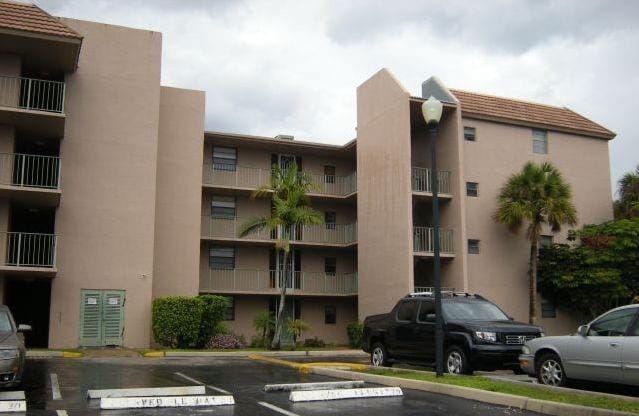 3100 N Pine Island Road 202 — photo 3