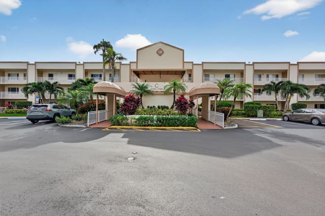 7142 S Devon Drive 210, sold in Devon Condominium, Tamarac, FL