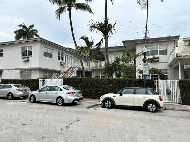 717 Espanola Way 210, sold in Espanola Way Villas Condo, Miami Beach, FL