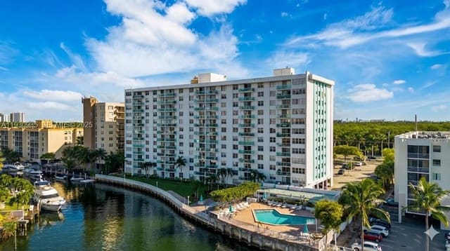 2841 NE 163rd Street 706, sold in Stratford House Condo, North Miami Beach, FL