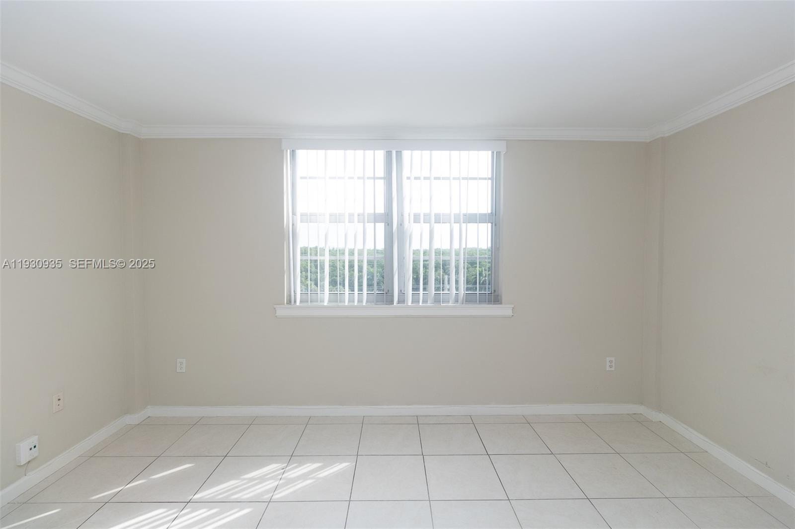 2841 NE 163rd Street 706, North Miami Beach, FL 33160 photo 9