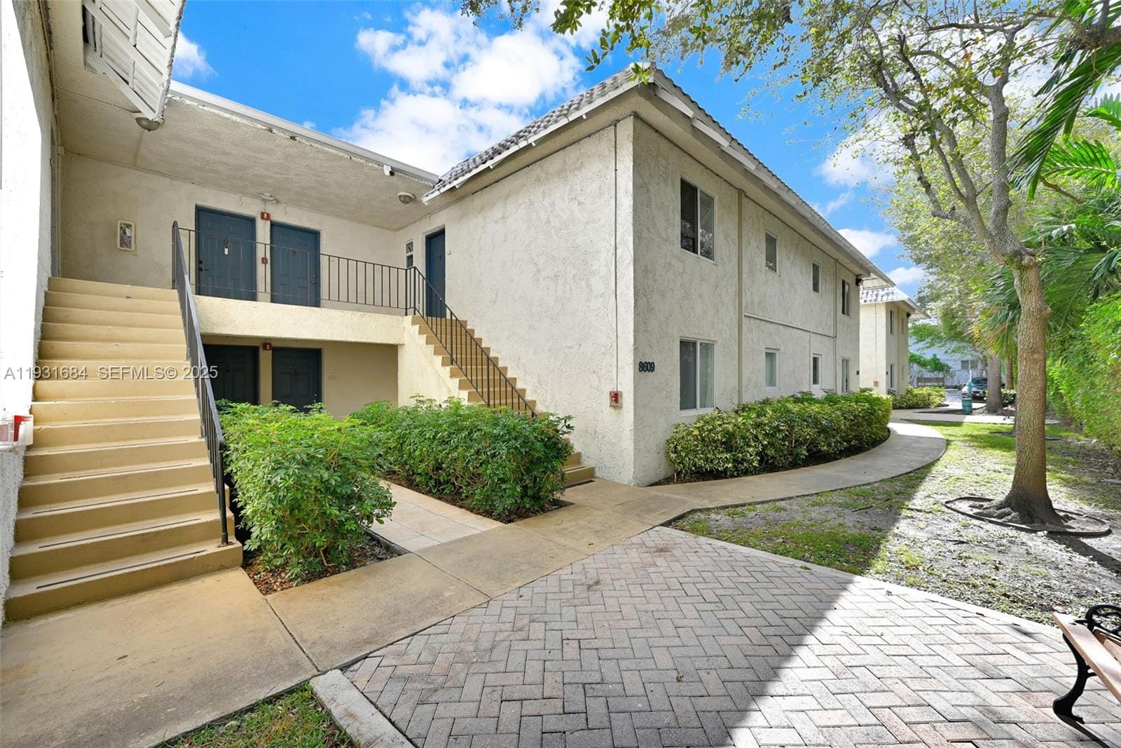 8609 SW 68th Court 24, Pinecrest, FL 33156 photo 4