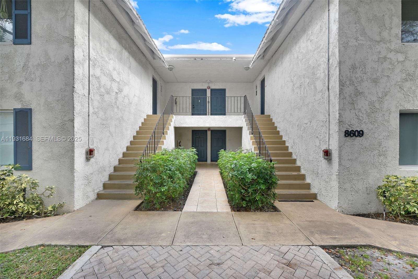 8609 SW 68th Court 24, Pinecrest, FL 33156 photo 5