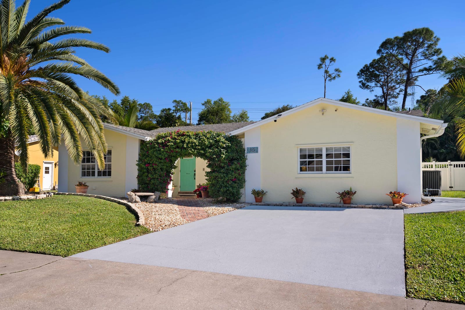 113 Barcelona Drive, Royal Palm Beach, FL 33411 photo 4
