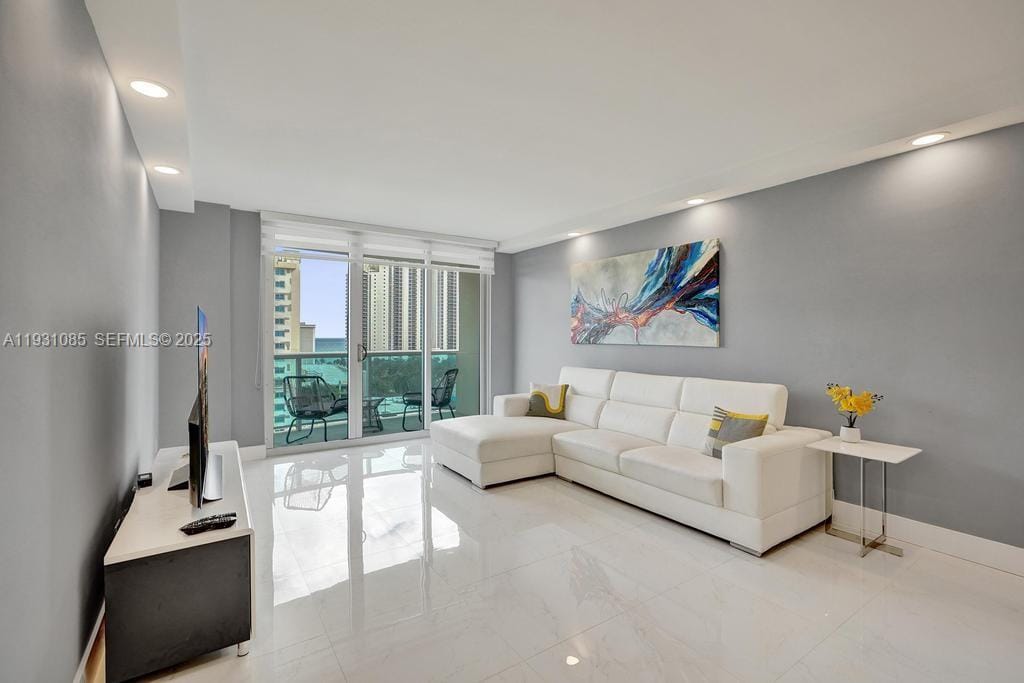 19380 Collins Avenue 1104 — photo 1