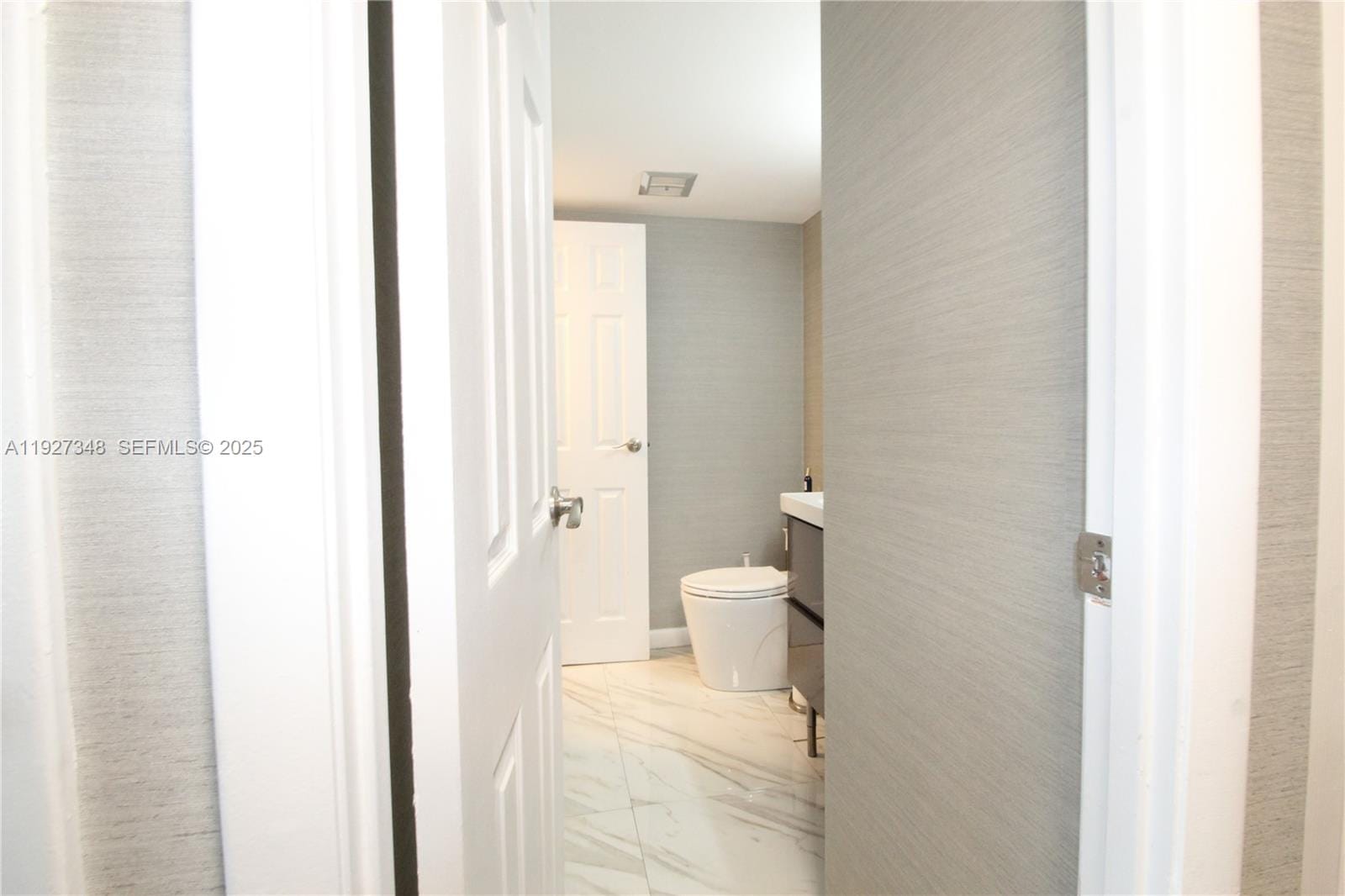 20379 W Country Club Drive 2237, Aventura, FL 33180 photo 16