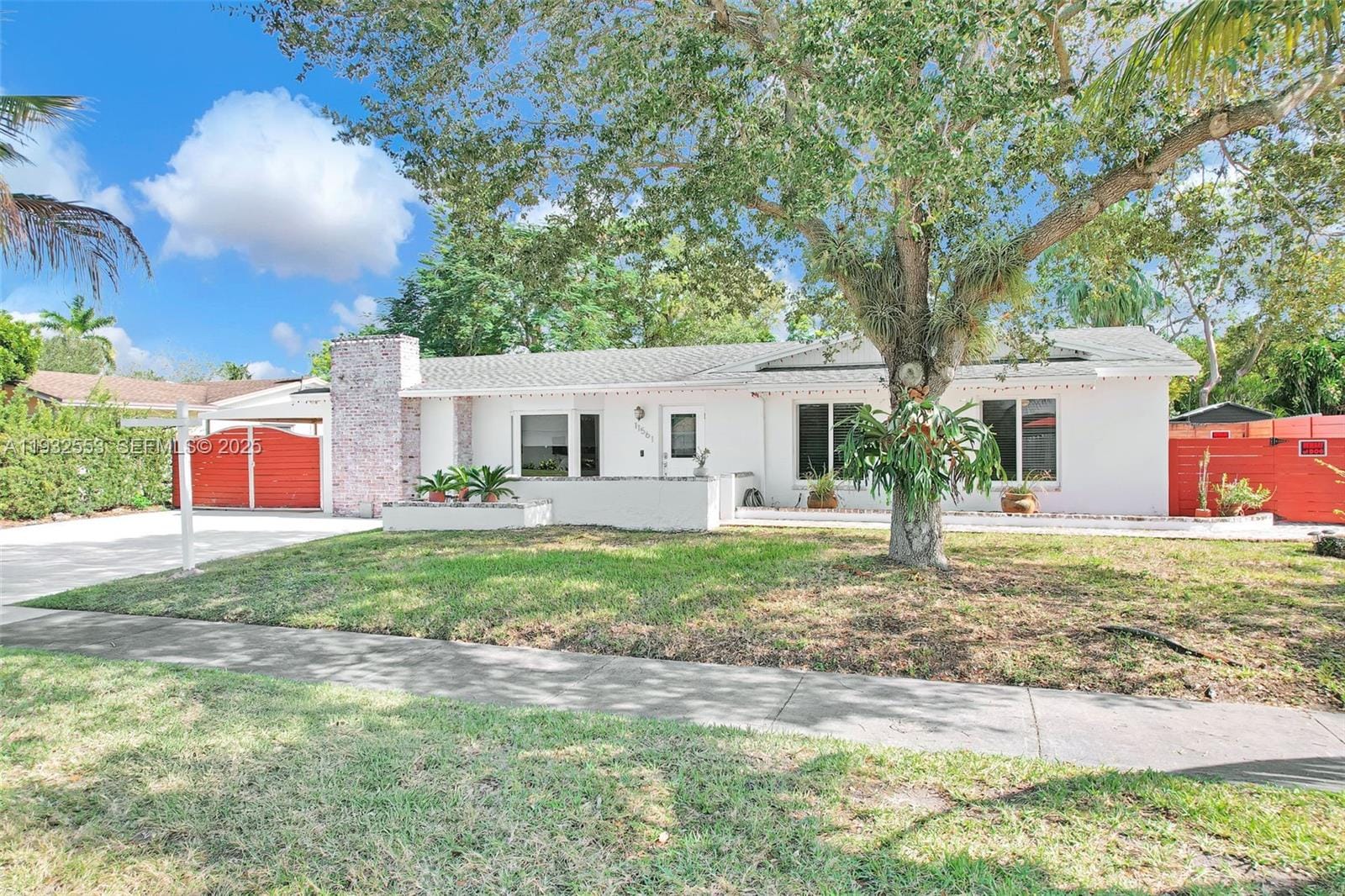 11561 SW 121st Avenue, Miami, FL 33186