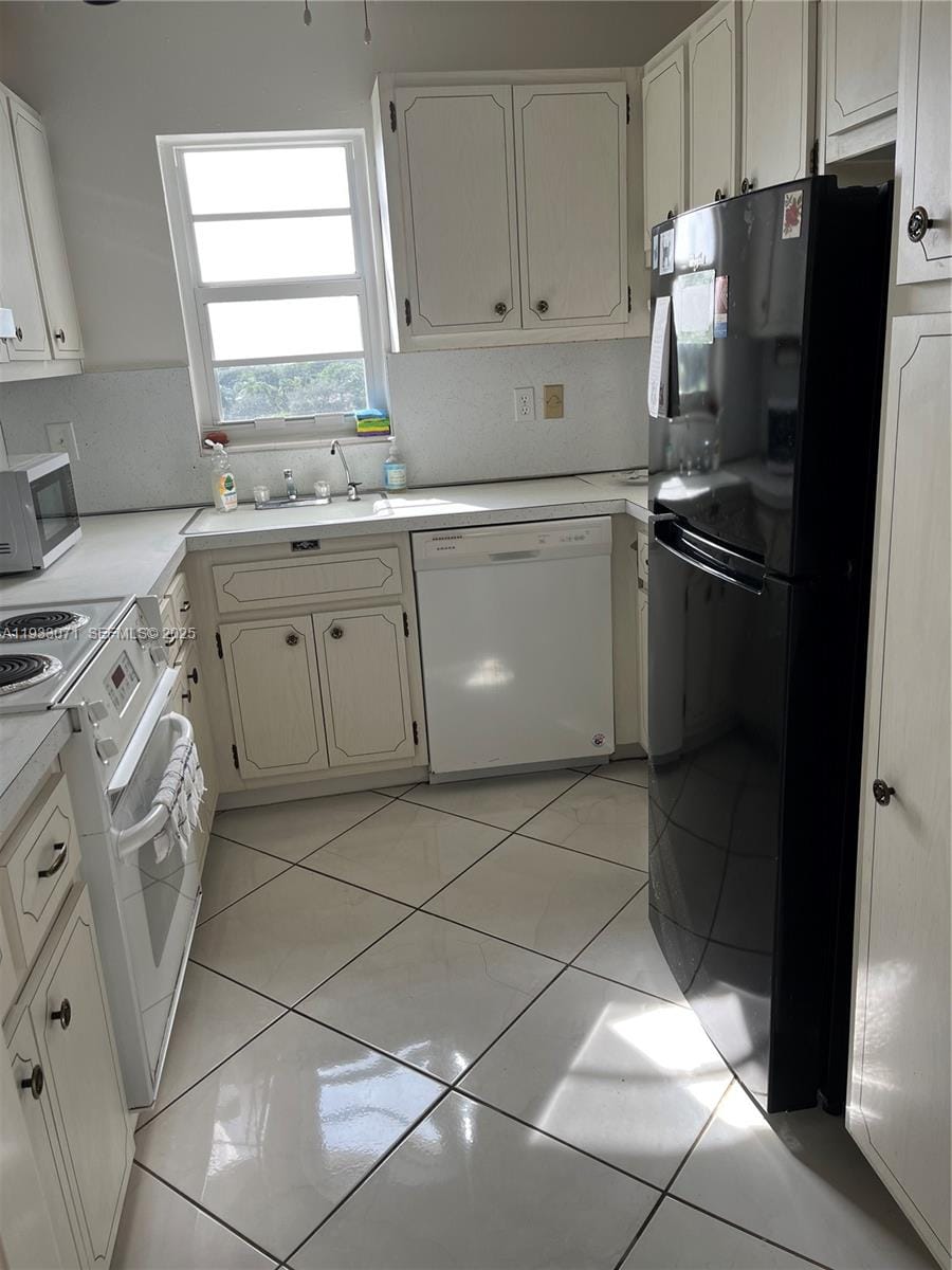 2500 NE 48th Lane 507 — photo 9