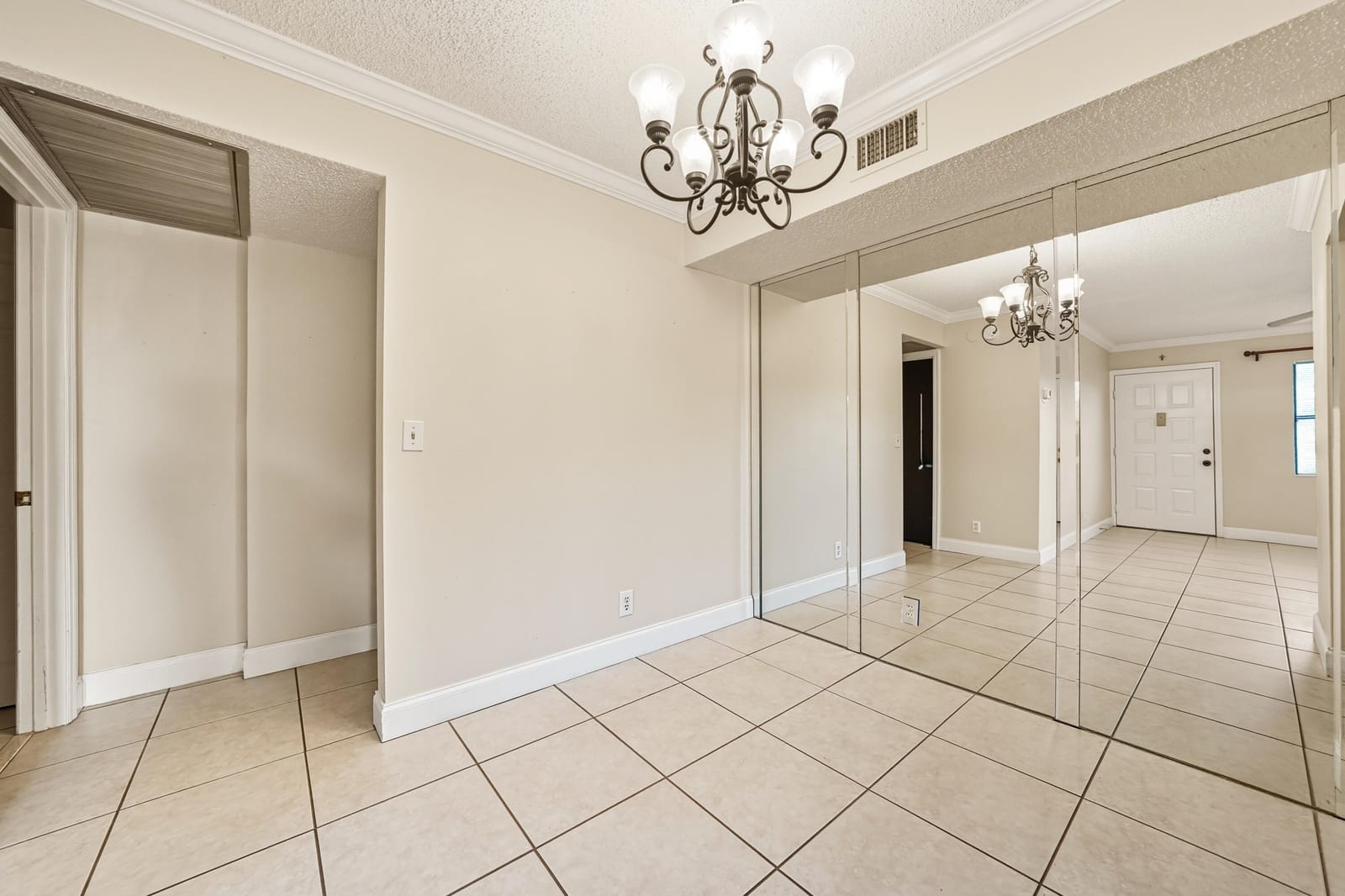 7091 Golf Colony Court 203, Lake Worth, FL 33467 photo 6