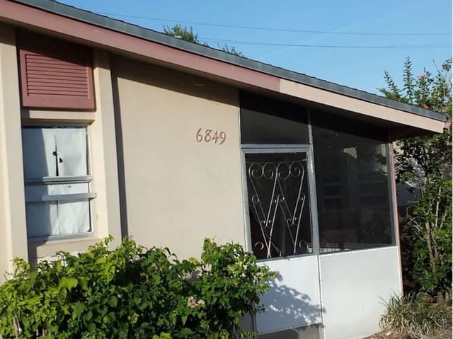 6849 NW 30th Street 4, sold in Gold Key Villas, Sunrise, FL