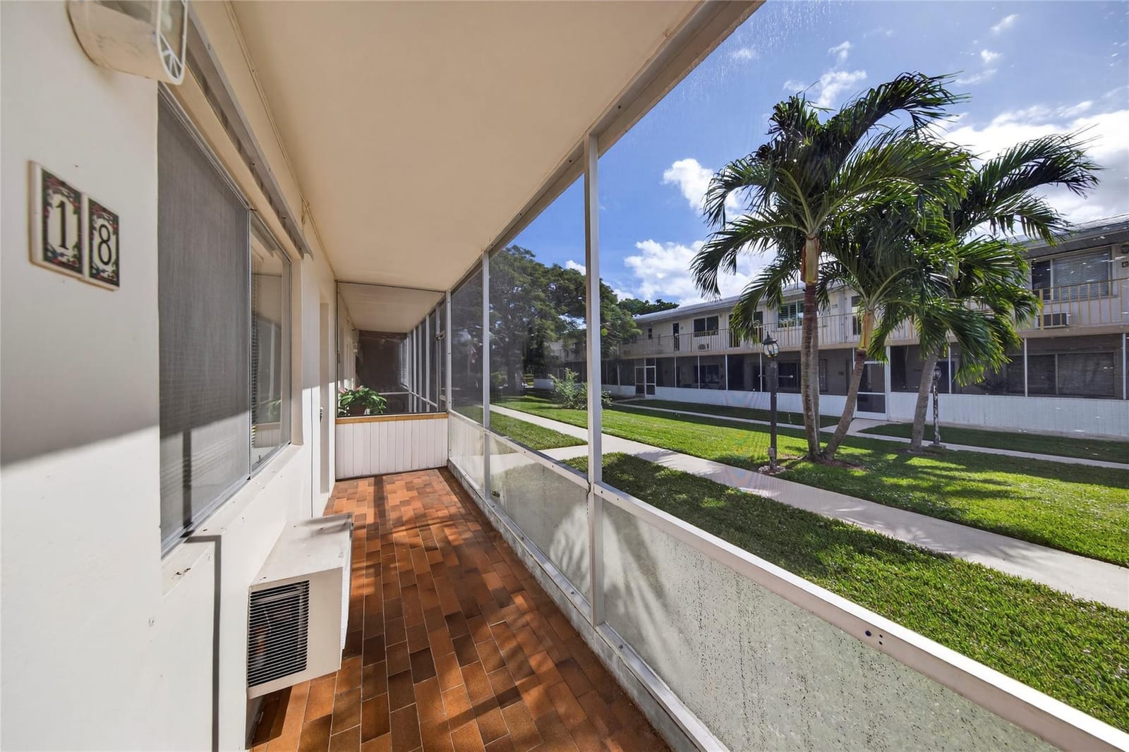 11 SW 4th Avenue 18, Boca Raton, FL 33432 photo 6