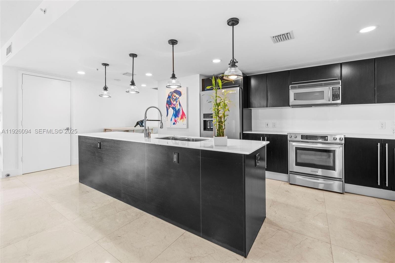665 NE 25th Street 1801 — photo 10