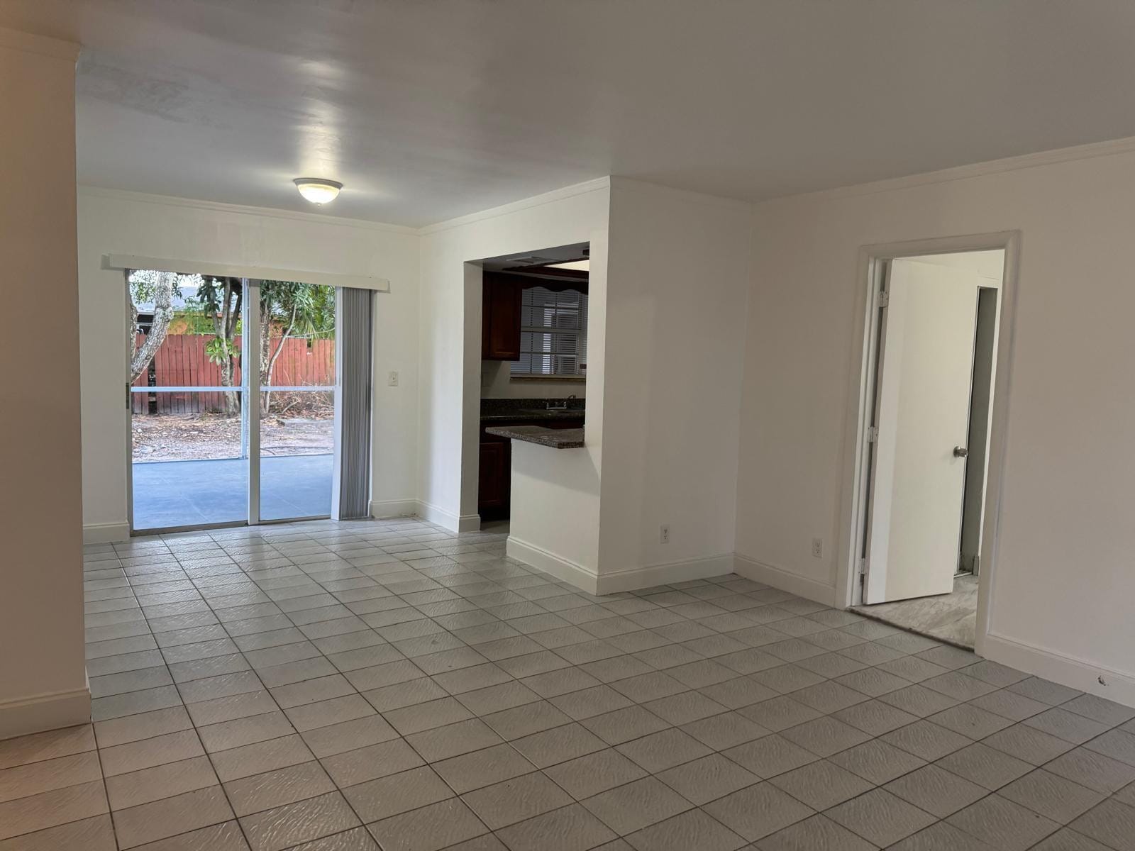 6120 SW 22nd Court — photo 4