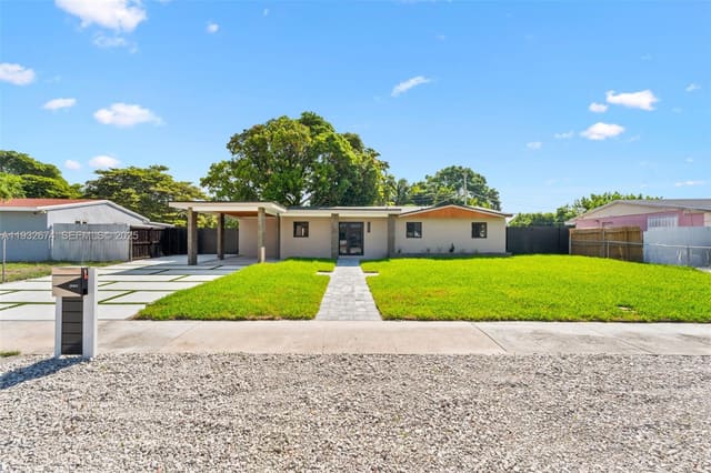 17211 NW 43rd Avenue, Miami Gardens, FL 33055