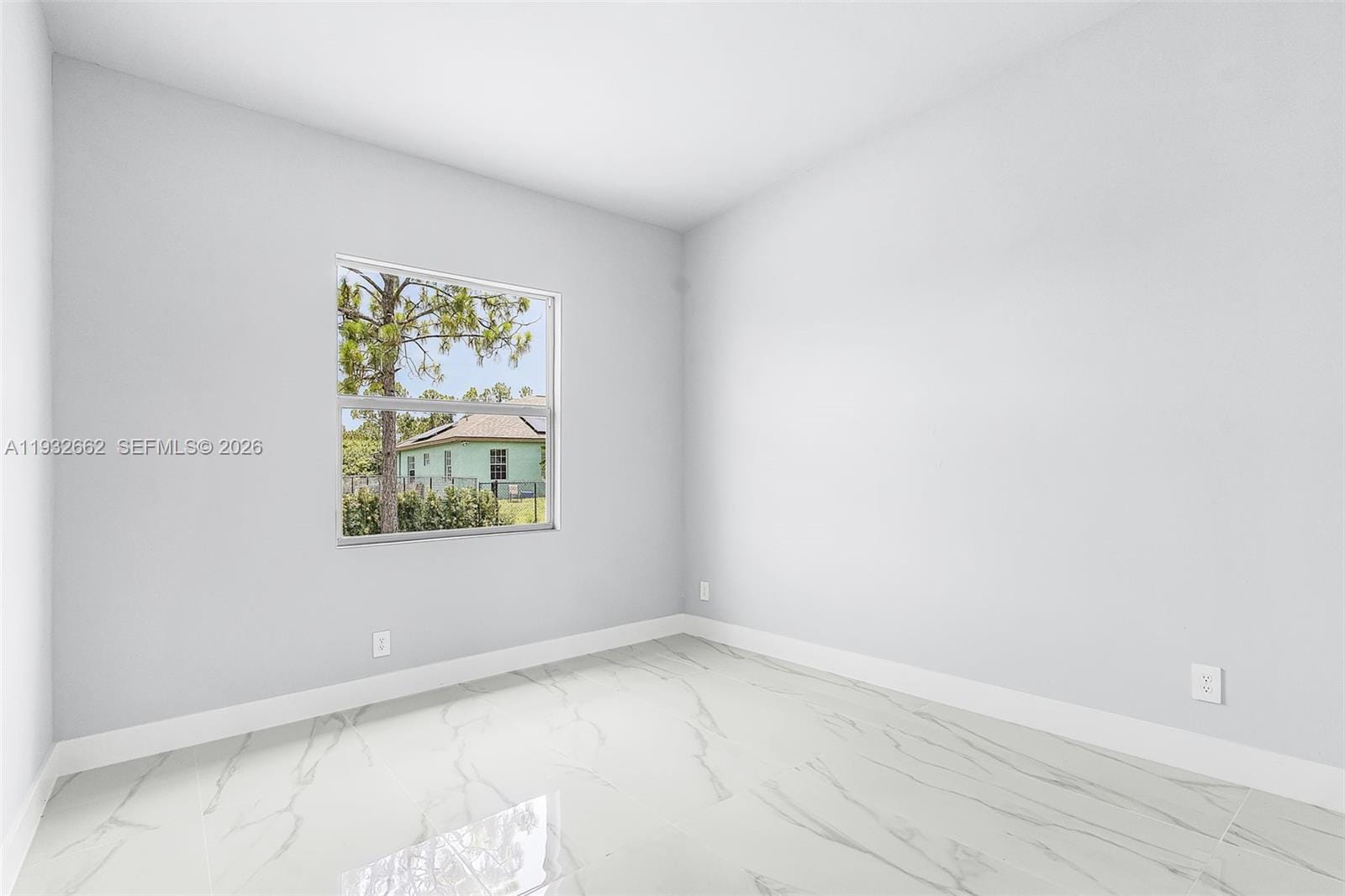 748 748 Chestnut Street E, Lehigh Acres, FL 33974 photo 13