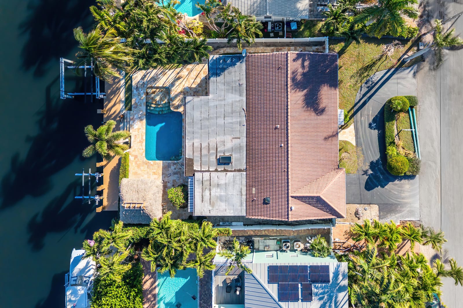 725 Shore Drive, Boynton Beach, FL 33435 photo 2