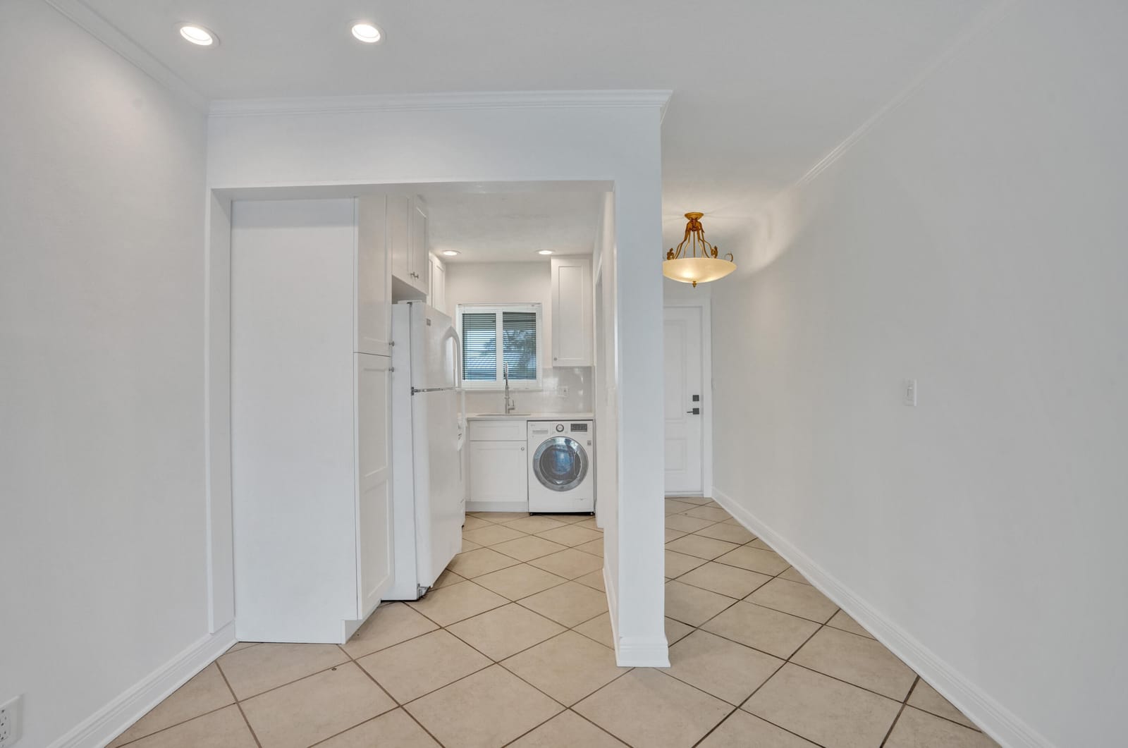 2311 NE 36th Street 2f — photo 8