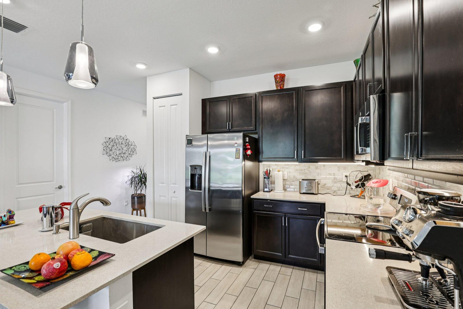 7053 Peters Lane, Delray Beach, FL 33446 photo 14