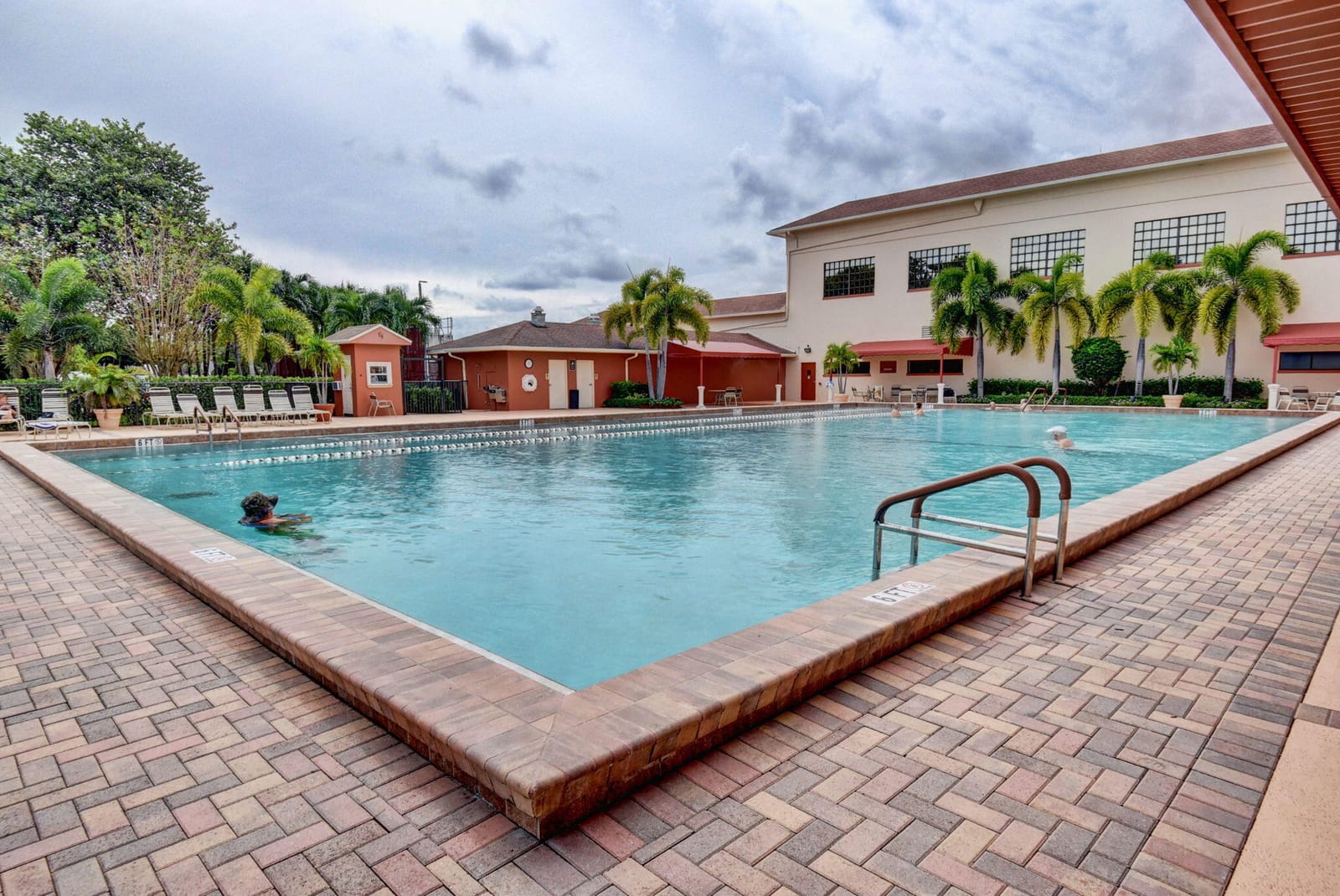 1090 Guildford E 1090, Boca Raton, FL 33434 photo 13