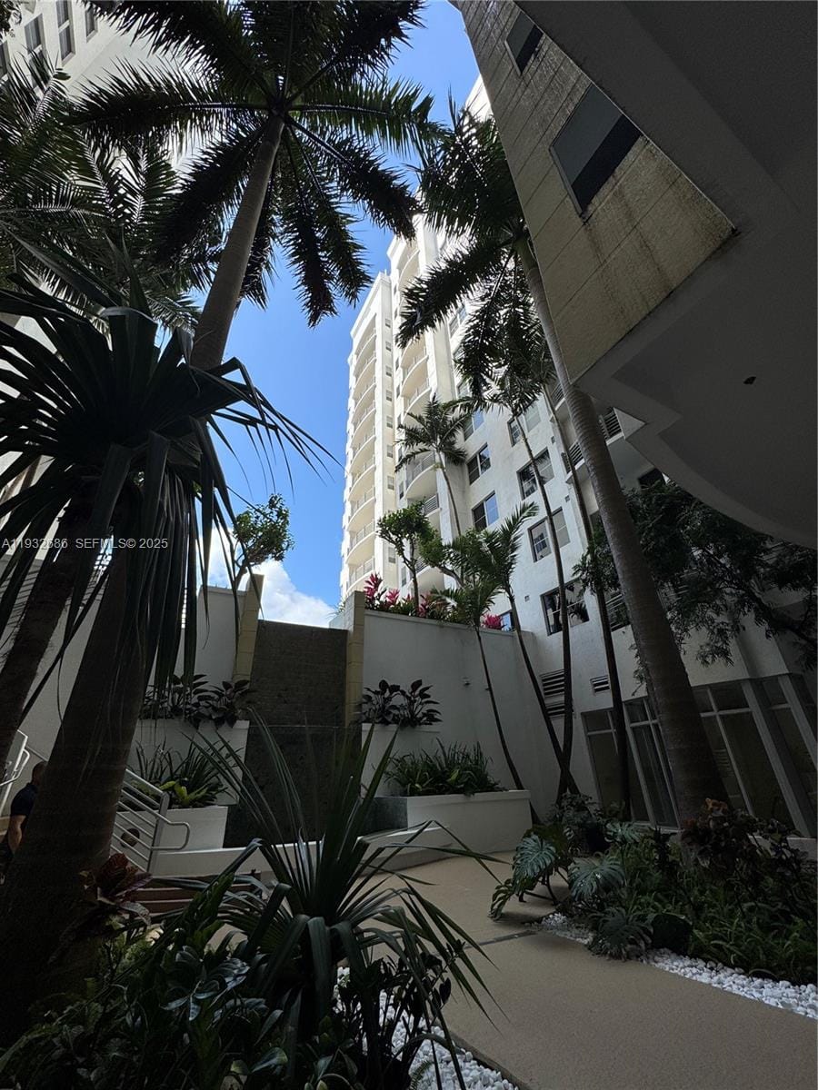 1830 Radius Drive 915, Hollywood, FL 33020 photo 27