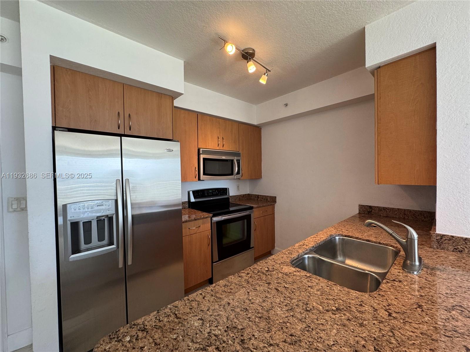 1830 Radius Drive 915, Hollywood, FL 33020, Hollywood