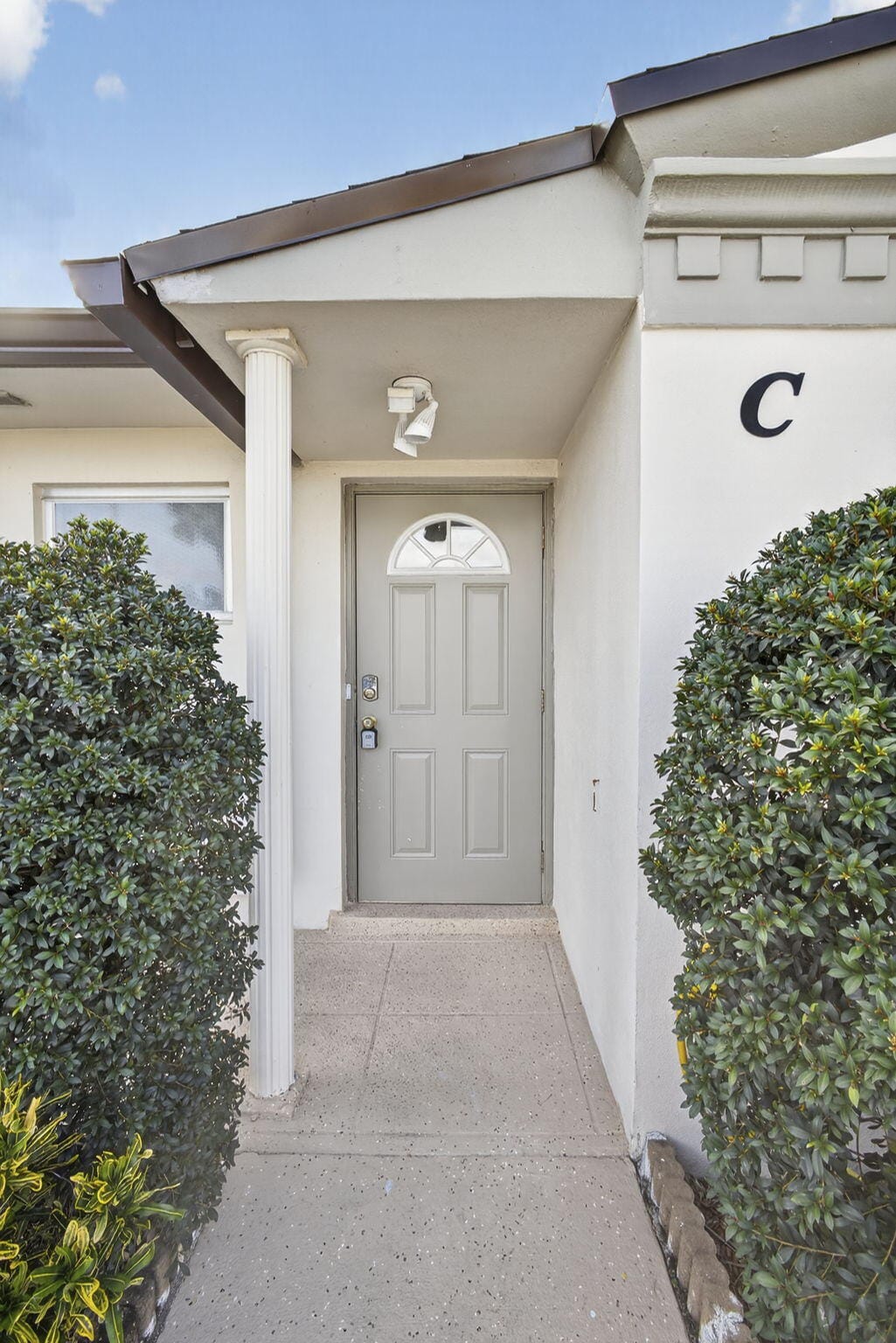 2833 Crosley Drive W C — photo 4