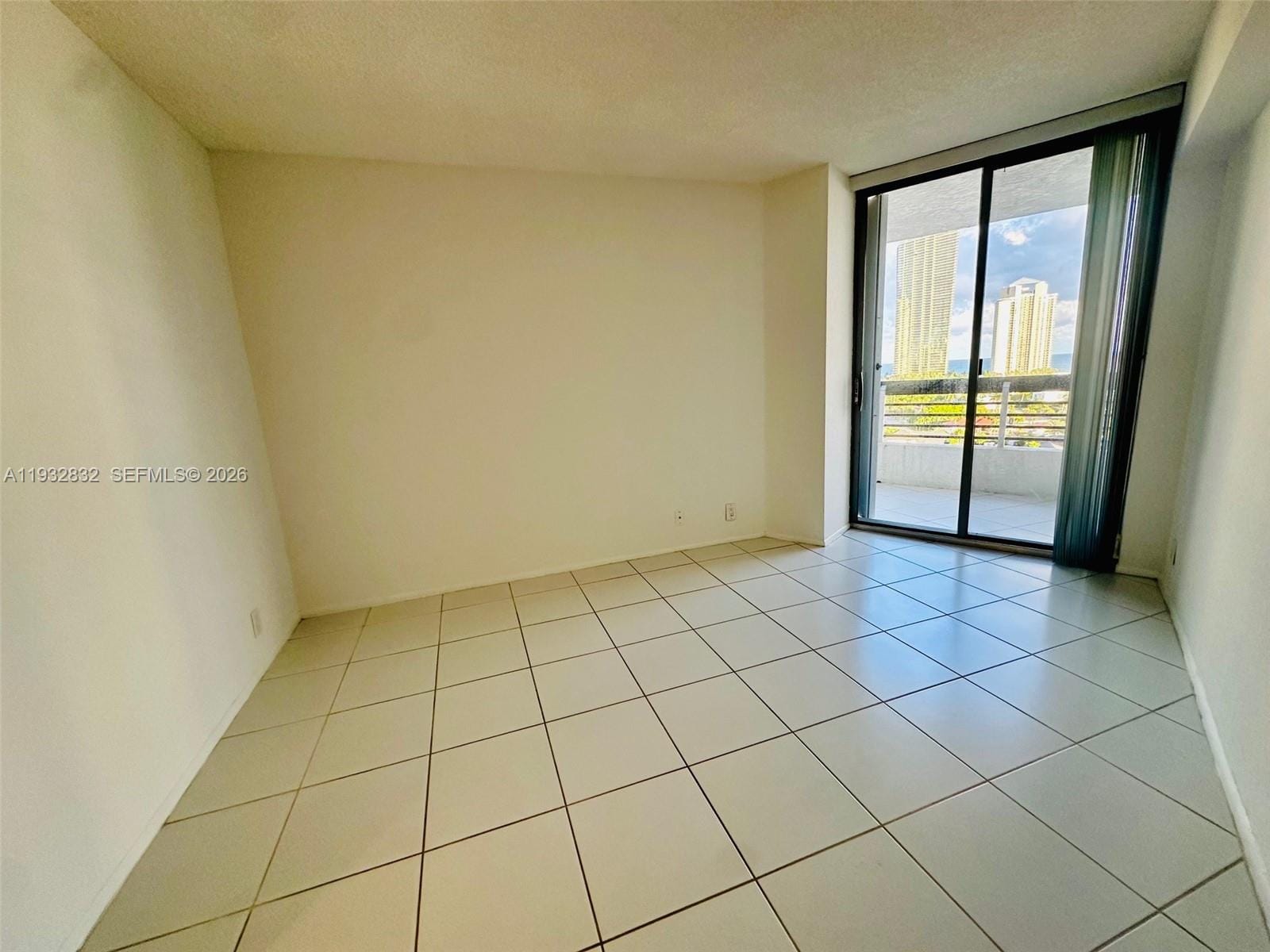 19101 NE 36th Court 1409, Aventura, FL 33180 photo 11