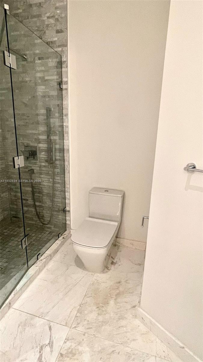 851 NE 1st Avenue 412, Miami, FL 33132 photo 25