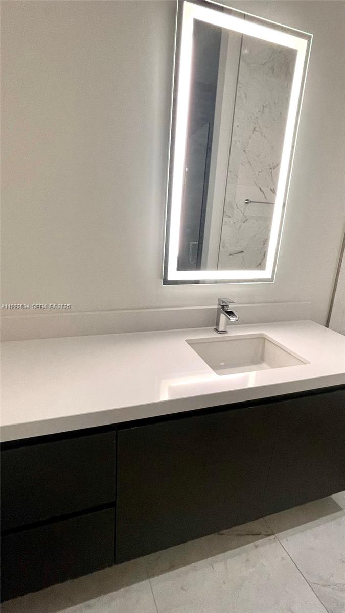 851 NE 1st Avenue 412, Miami, FL 33132 photo 27